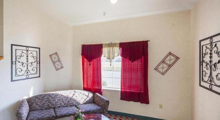 Hotel Markle In I-69 Exteriér fotografie